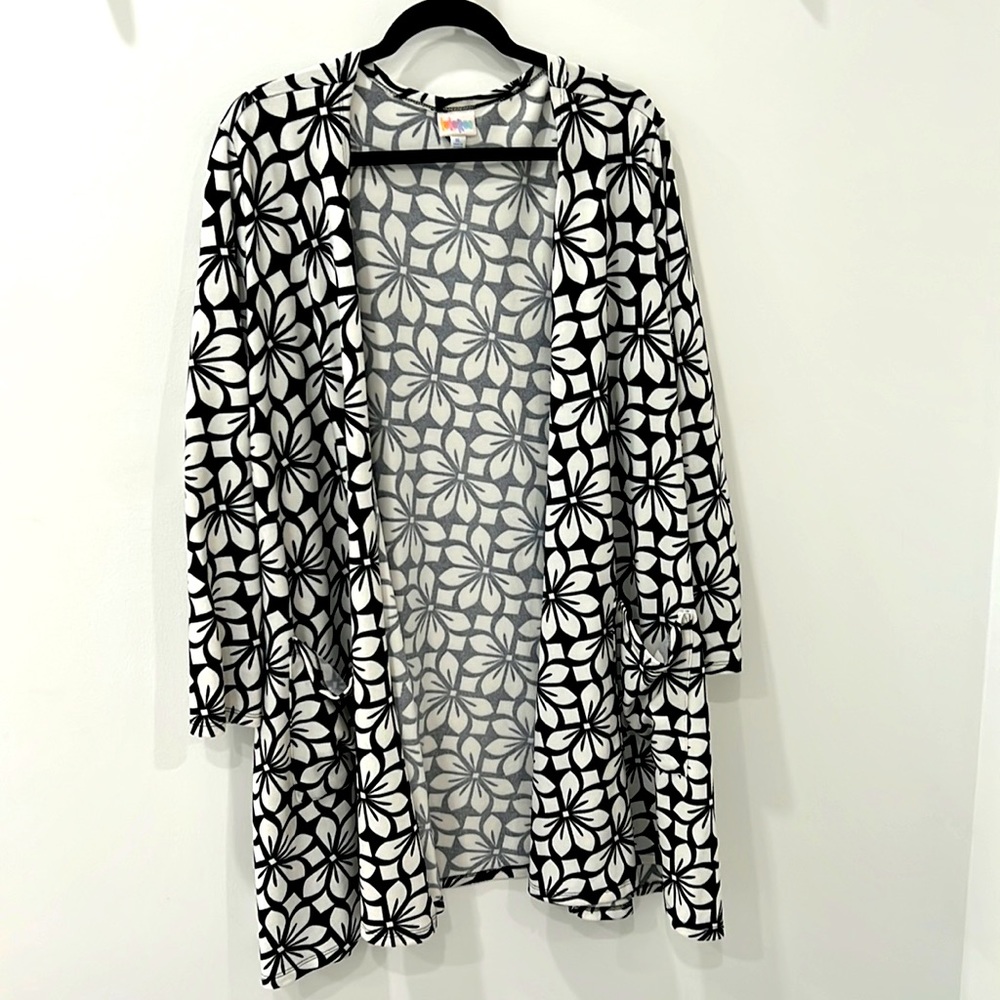 XL Lularoe Caroline cardigan